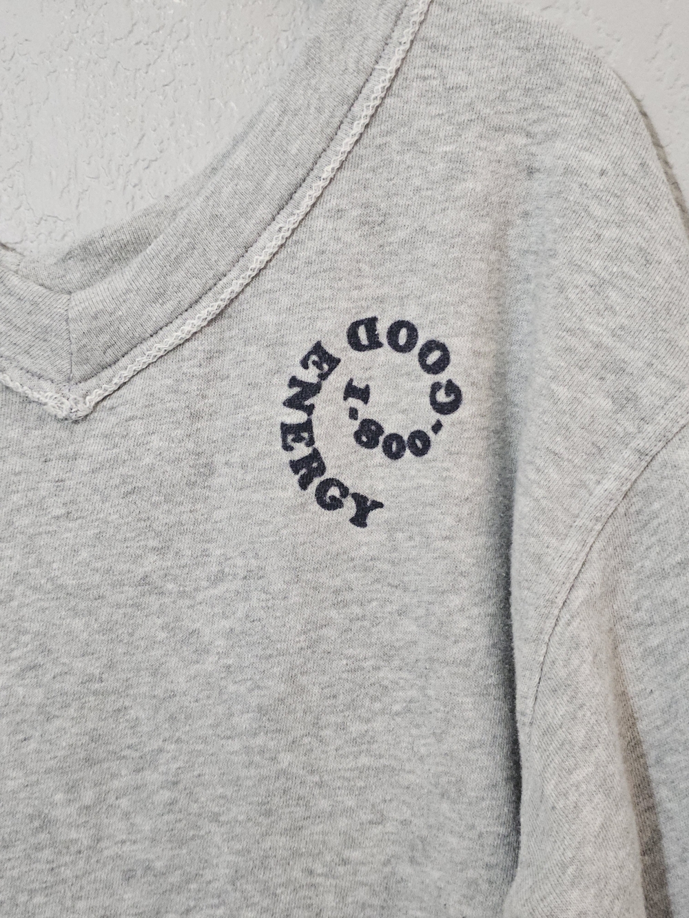 aerie Light Grey V-Neck Sweatshirt w/ 'Good Energy' Graphic Womens XS Oversized - Picture 2 of 11